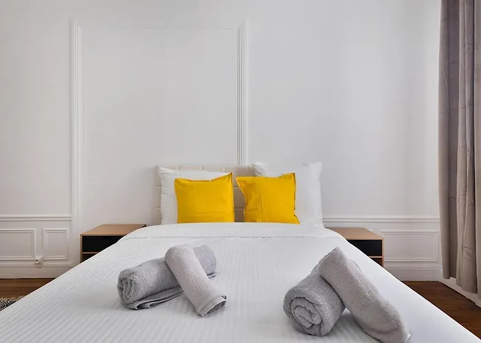 3p Cocooning Pres Paris La Defense Champs Elysees *